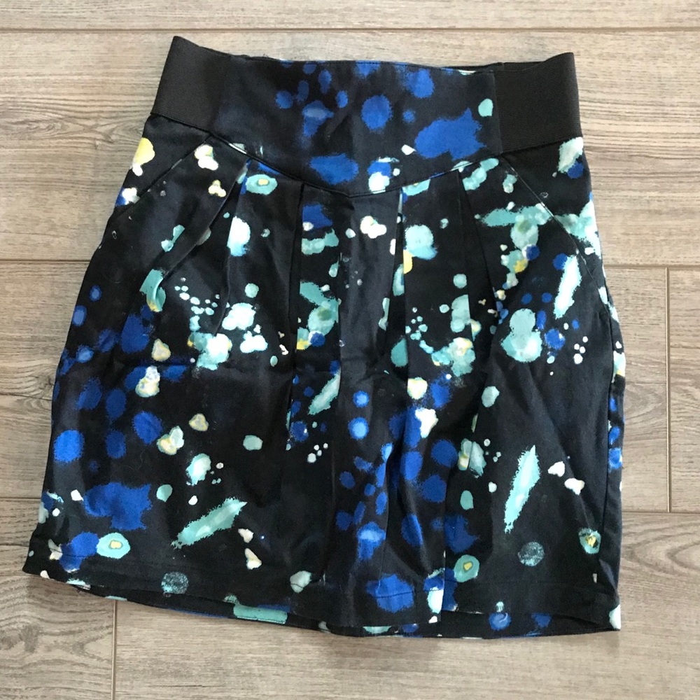 H&M Splatter Print Skirt Sz 4